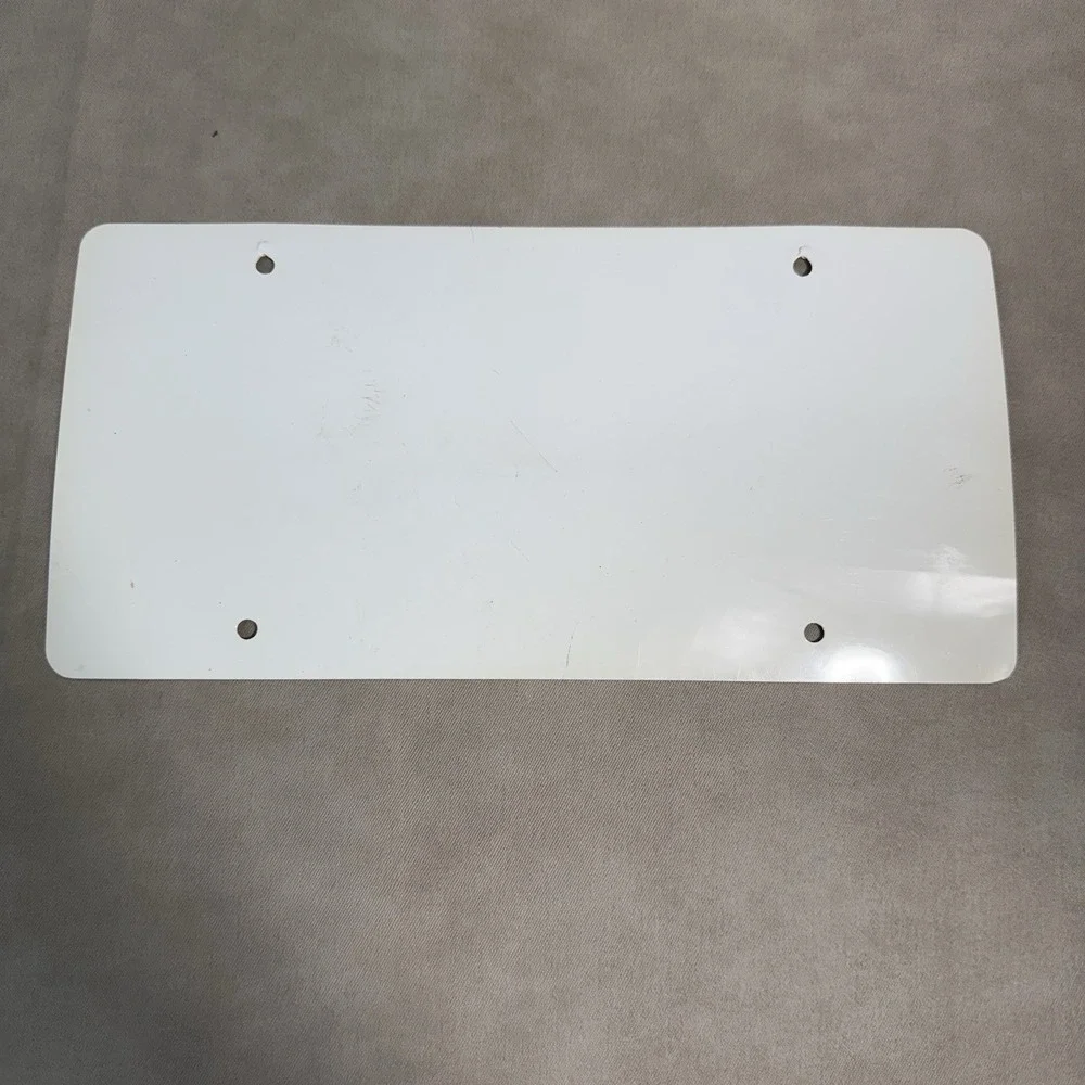 Verizon‎ Logo Plastic Vanity Style Plate - Stylish Telecom USA Tag